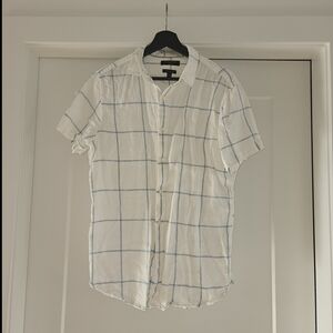 Banana Republic White and Blue Checkered Shirt 100% Linen